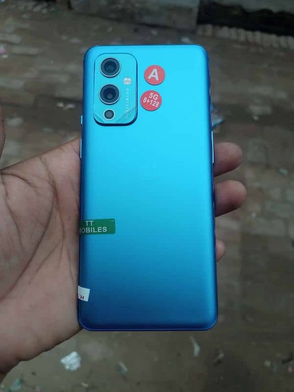 OnePlus 9 0