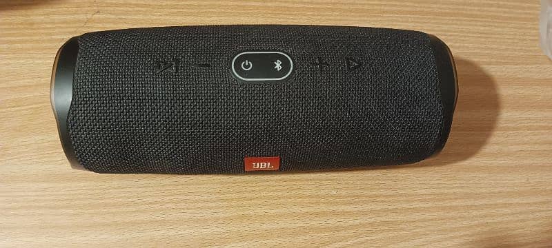 JBL charge 4 portable bluetooth speaker 2