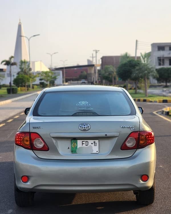 Toyota Corolla GLI 2010 Total genuine just 1 fender shower 2