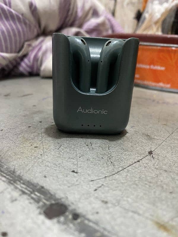 Audionic earbuds 450 new like 0