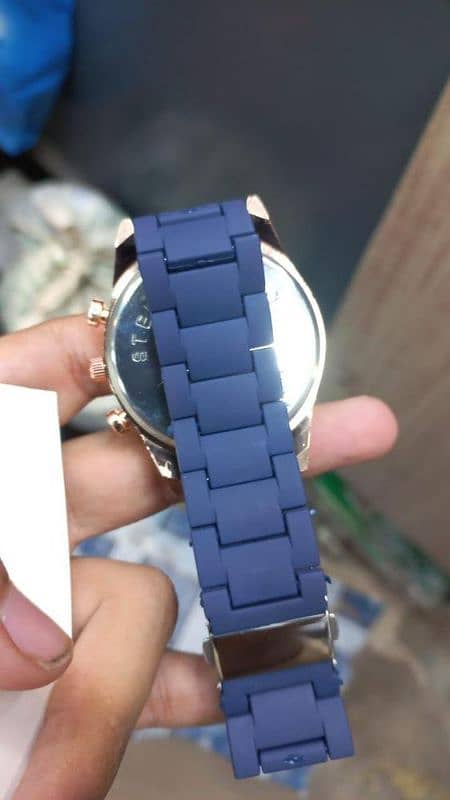 Men casual watch 2