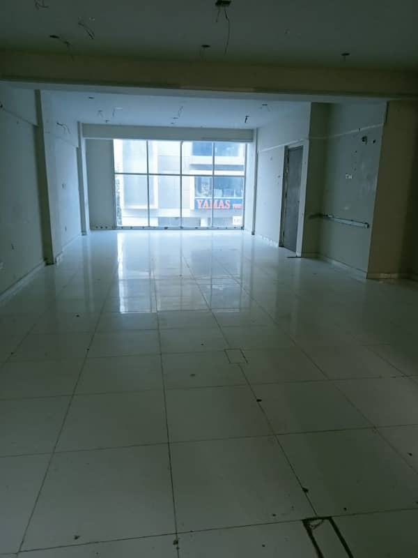 2000 Sqft Office 1st Floor With Lift 9