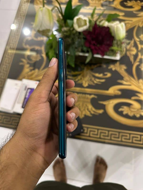 Redmi note 8 pro with cover and protector 5