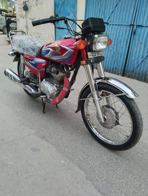 Honda CG 125 2022 Genuine Condition 3