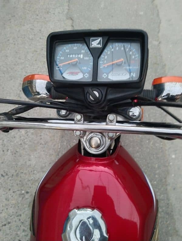 Honda CG 125 2022 Genuine Condition 9