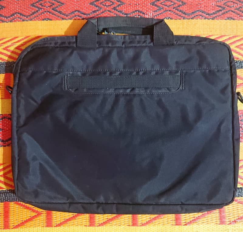 Thinkpad Laptop Bag 1