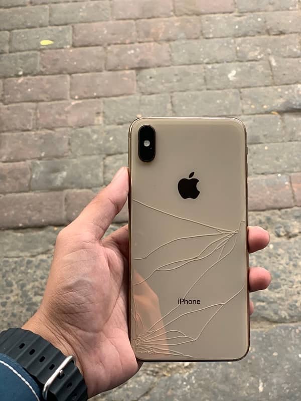 iPhone XS Max 0