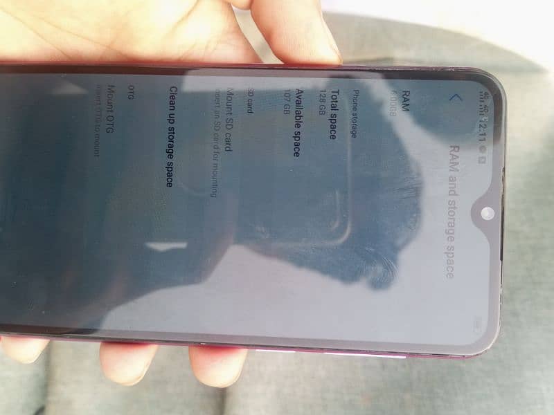 vivo y97 6Ram / 128 Rom 4