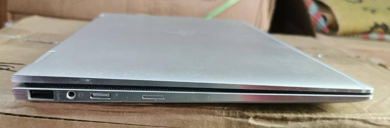 HP Folio 1030 G3 / G4 Ultrabook Slim Elitebook x360 Core i5 8th Gen 7