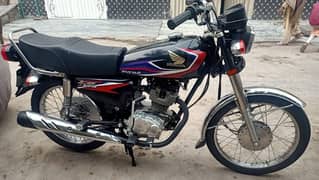 Honda 125 CG 2017 model for urgent sale