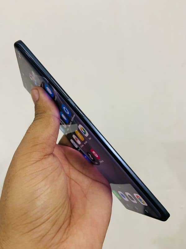 Infinix Hot 50 pro plus (8+8)/256) G100,,,,03221781446 4