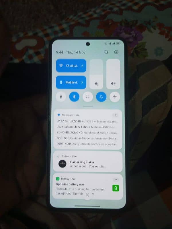 realme 12 + 5g condition 10by10 full box 8 month warranty 2