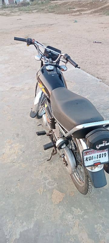 Honda 125 Model 2021 Karachi number 0333/85/72/395 2