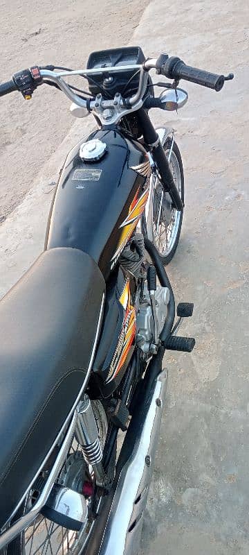 Honda 125 Model 2021 Karachi number 0333/85/72/395 13