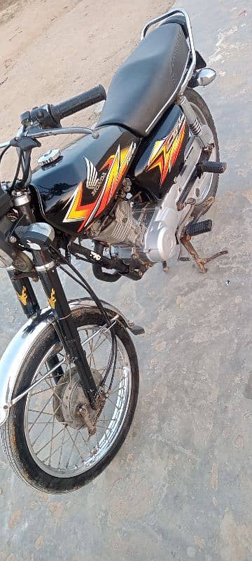 Honda 125 Model 2021 Karachi number 0333/85/72/395 14