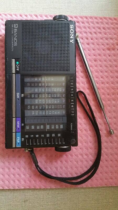 Sony  ICF-5100 Bands radio  for  sale 0