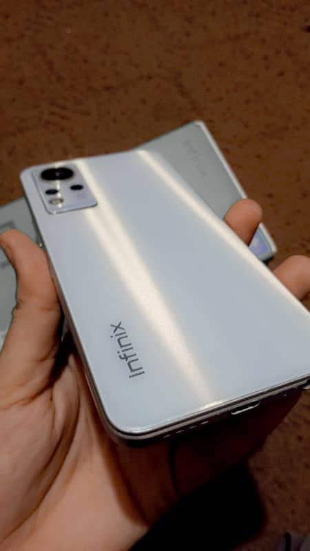 Infinix Note 11 1