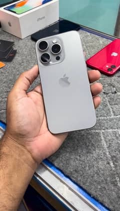 IPHONE 15 Pro 256 GB