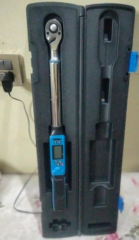 digital torque wrench 2