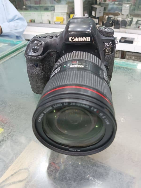 Canon EOS 6D Mark II DSLR Camera with lens 24-105mm f/4L is II  USM 1