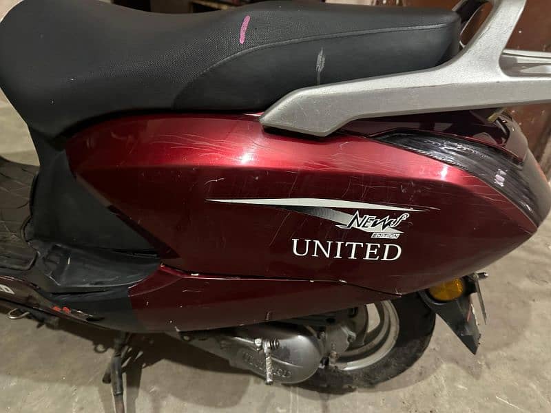 United Scooty 3