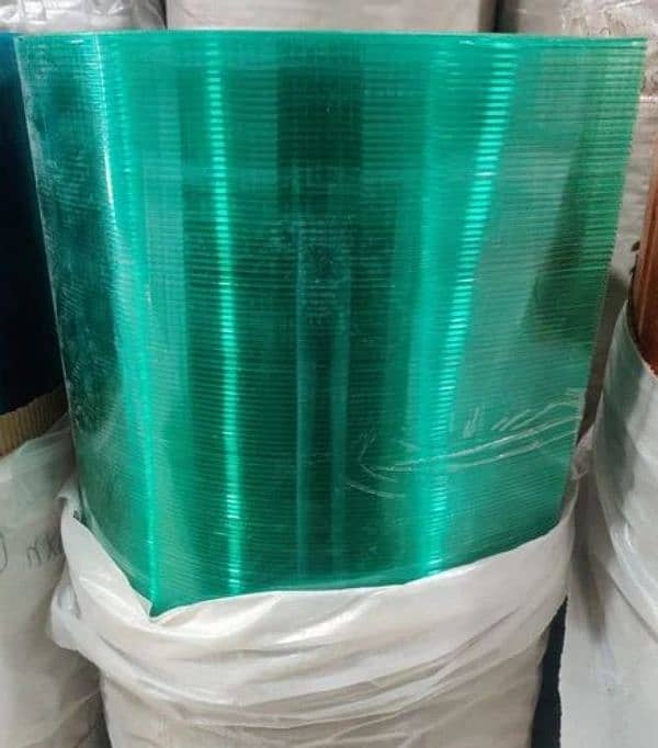 SOLID POLYCARBONATE SHEETS IN ROLL SHAPE AVAILABLE. 3