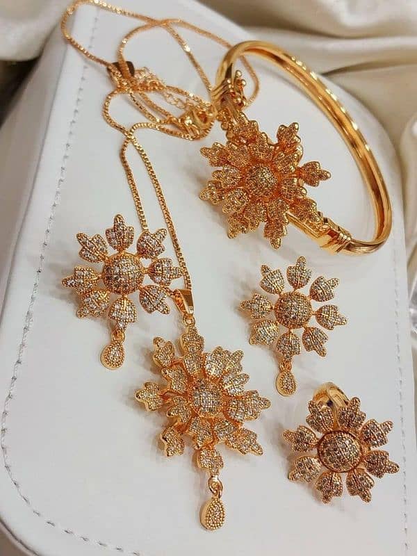 flower design gold plated zircon necklace set 2