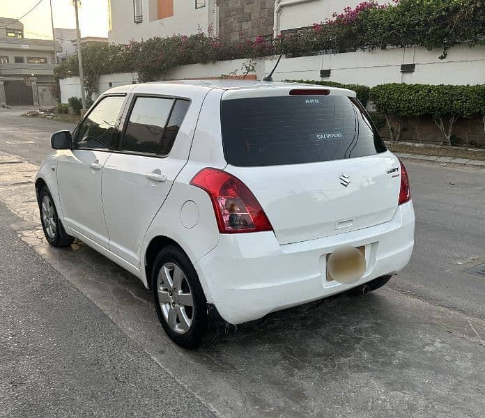 Swift 2013 DLX Automatic Original Btr thn Mira Alto AGS Cultus Vitz 5