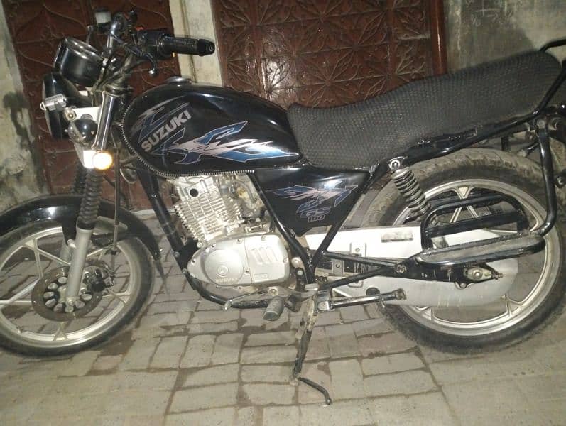 Suzuki GS 150 0