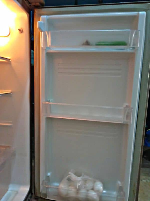 PEL refrigerator 4