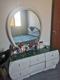 Dressing Table Wooden Good condition