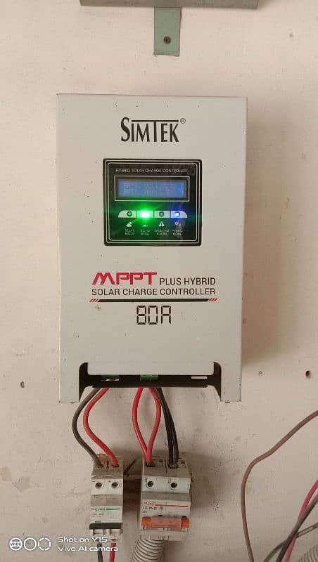 Simtek MPPT 80 A 1