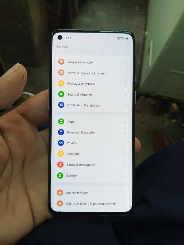 OnePlus 9  12/256 gb minor breek green line 4