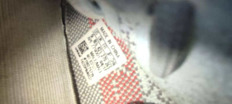 Yeezy 350 V2 blue tint 4