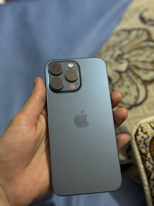 iphone 15pro max 256gb jv read ad 4