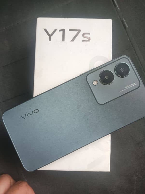 vivo y17s 2