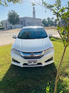 Honda Grace Hybrid 2015