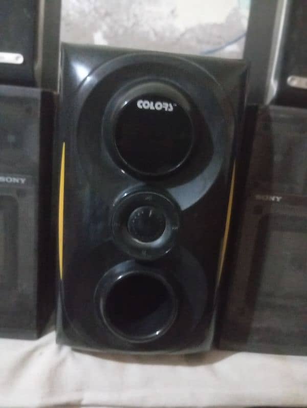 colors Bluetooth speaker 2