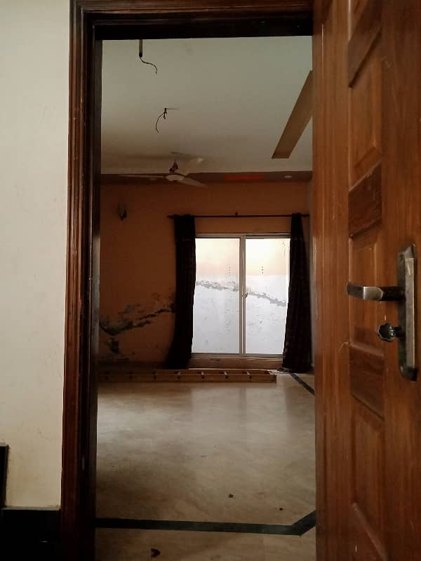 7 marla upper portion for rent in psic society near lums dha lhr 7