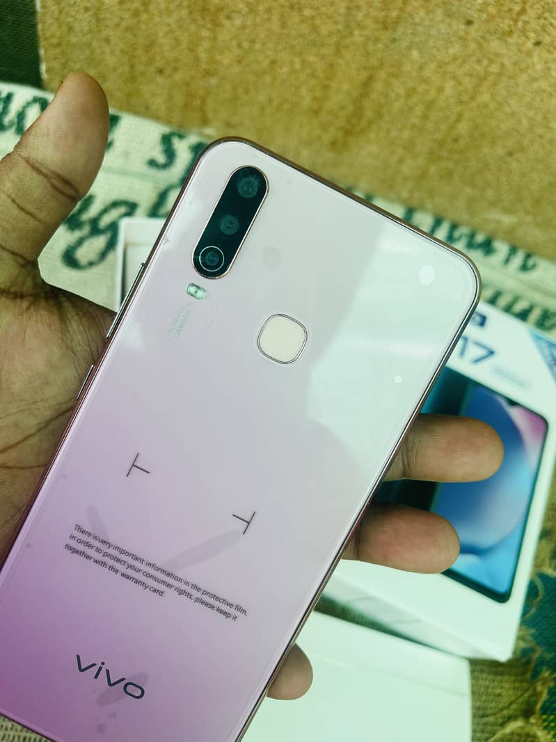 Vivo Y17 (8gb/256gb)For sale. 0/3/2/9/7/7/5/7/4/1/3 3