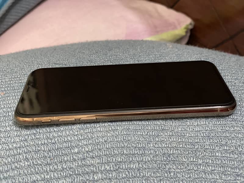 Iphone xs rosegold Pta approved 64GB 1