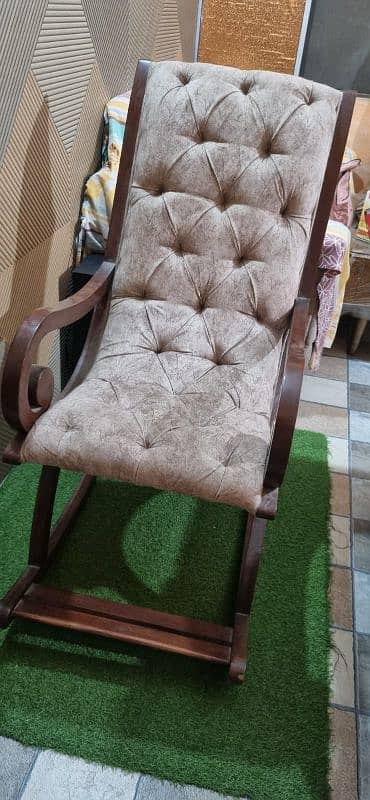 rocking chair blkl new condition m hy 0