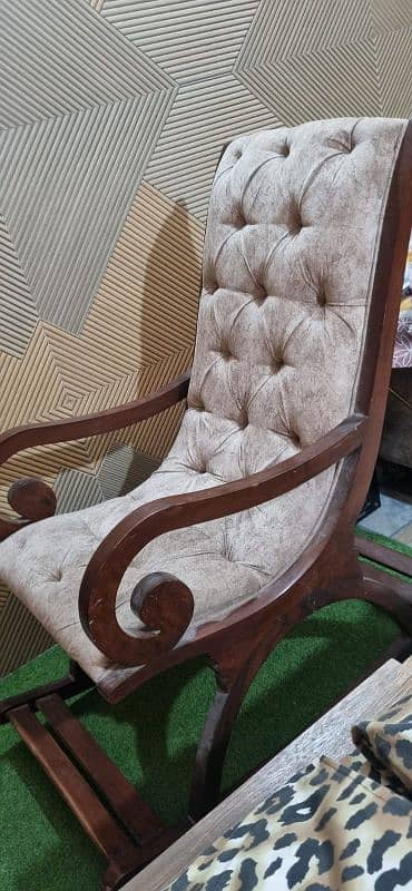 rocking chair blkl new condition m hy 2