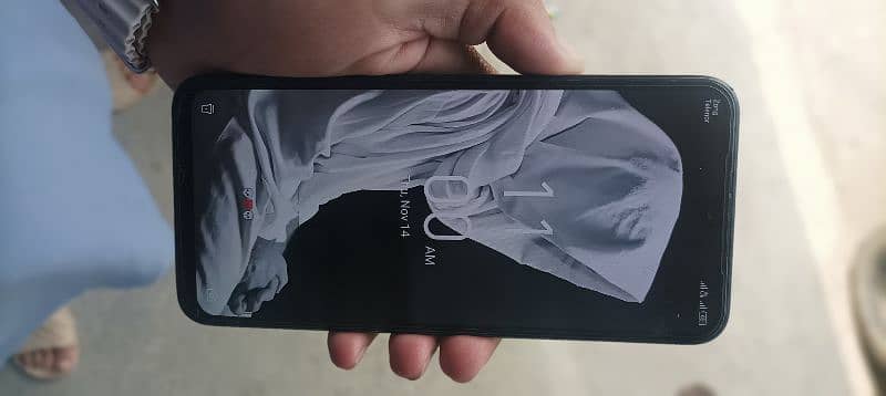 infinix note 11 6/128 only phone ha 10/9 condition ha good battery 2