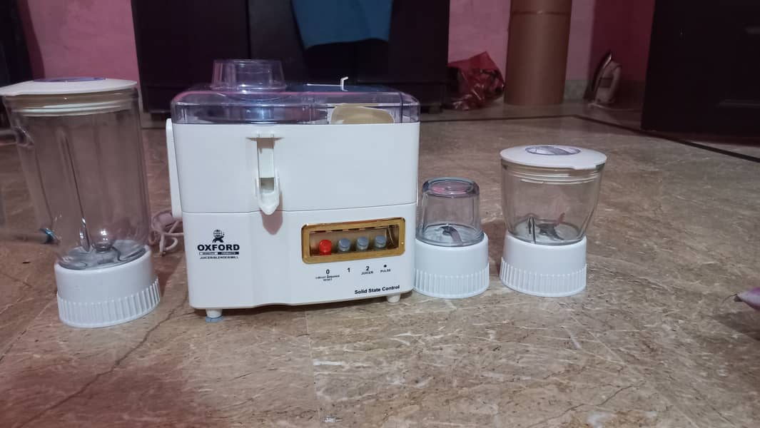 Original oxford 4in1 Juicer blender grinder machine. 2