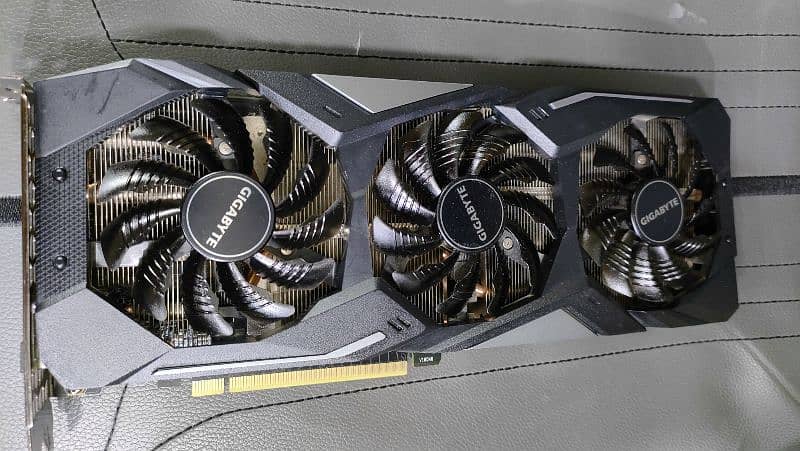 Gigabyte RTX 2070 Graphics Card 8gb better than 2060s 1660s 3050 0