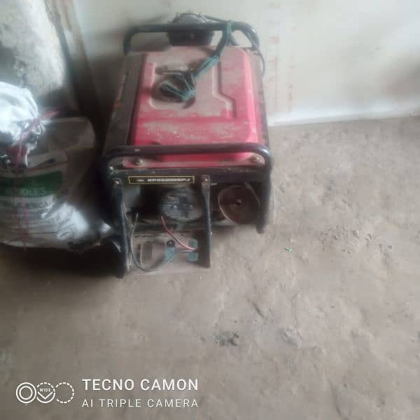 3500W generator in good condition gass and petrol. 1