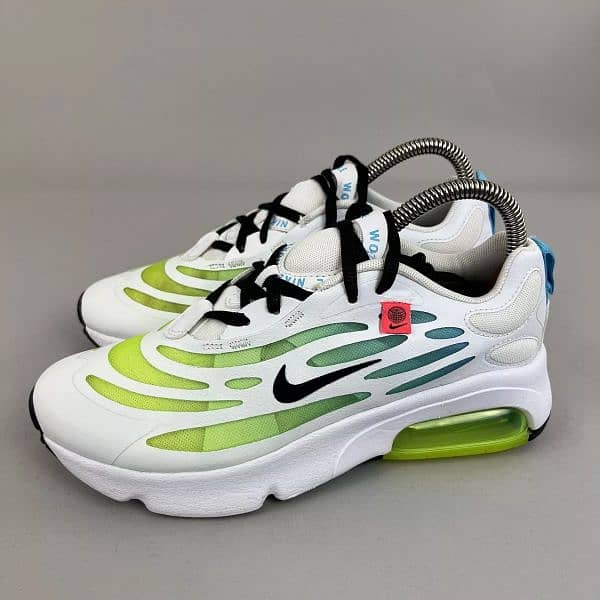 Nike original essential 2 shoes 0