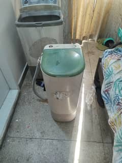 Haier Spin Dryer