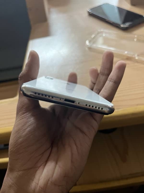 IPhone X (64gb) PTA Approved 3